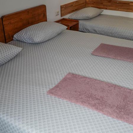 Pensiunea Giulia Home Dezmir Экстерьер фото
