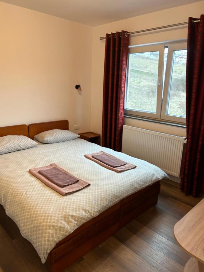 Pensiunea Giulia Home Dezmir Экстерьер фото